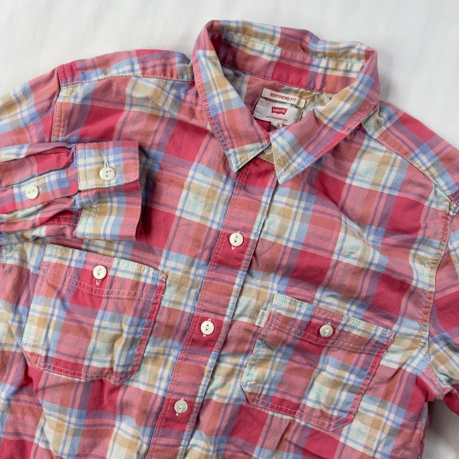 Levi's Shirt Women's Small Pink Blue Plaid Boyfriend Fit Long Sleeve